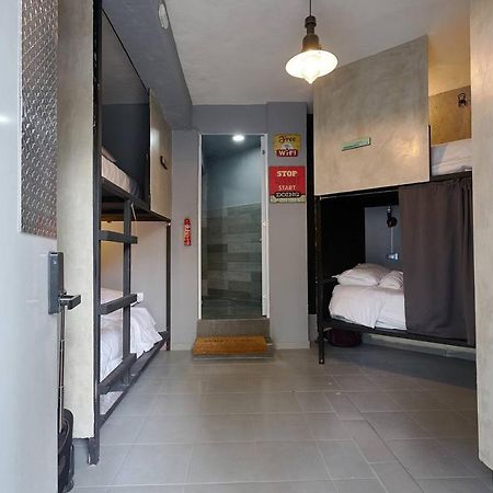 We Hostel And Suites Miraflores By Stand Out Hotels Collection Santo Domingo Exteriér fotografie