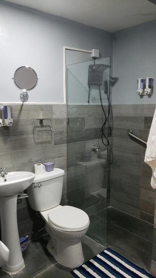 We Hostel And Suites Miraflores By Stand Out Hotels Collection Santo Domingo Exteriér fotografie